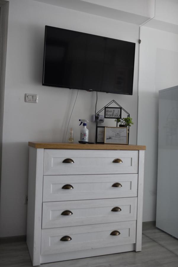 Mall Luxury VI Apartments Bacau Bagian luar foto